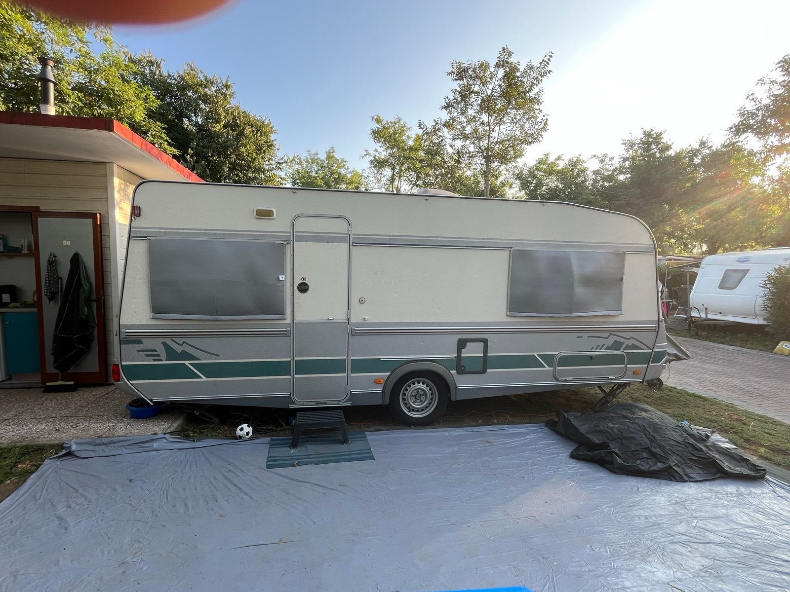 Fendt Karaat caravan te koop, Rondzit, Airco, Particulier, Tot en met 5