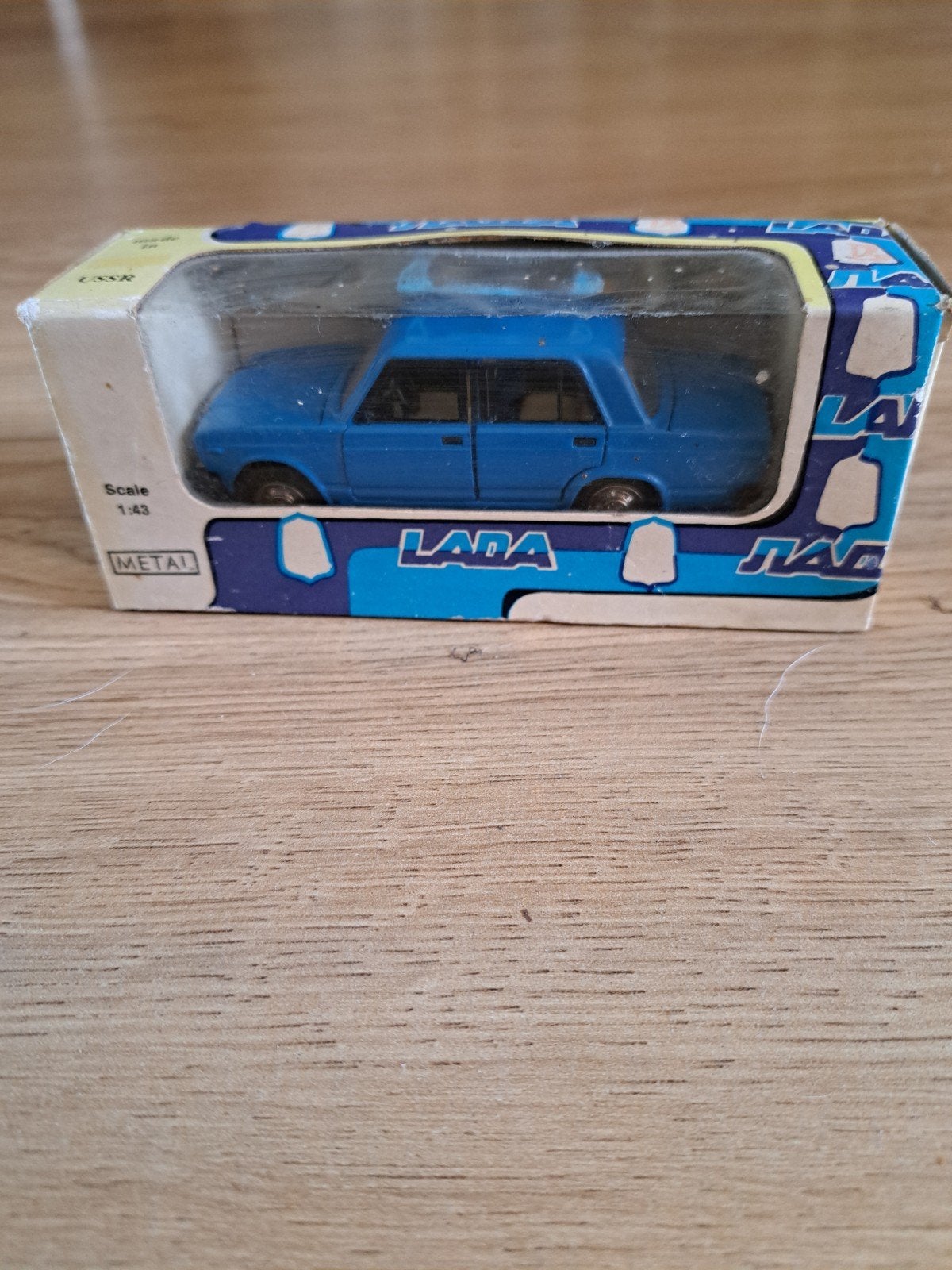 Vintage Lada Zhiguli VAZ-2101/2102 schaalmodel 1:43 USSR, Hobby en Vrije tijd, Ophalen of Verzenden, Zo goed als nieuw, Auto, Overige merken