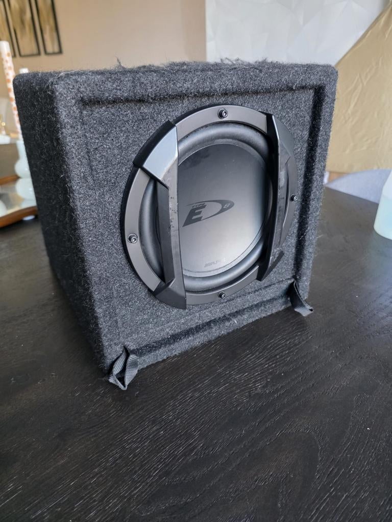 Alpine SWE-815 actieve subwoofer, Auto diversen, Autospeakers, Ophalen of Verzenden, Gebruikt
