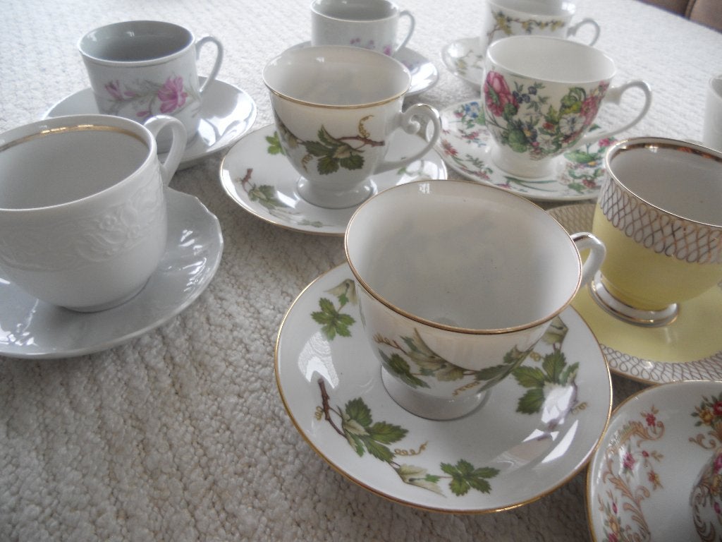 20 vintage kop en schotels porselein, Ophalen, Gebruikt, Porselein, Kop en/of schotel