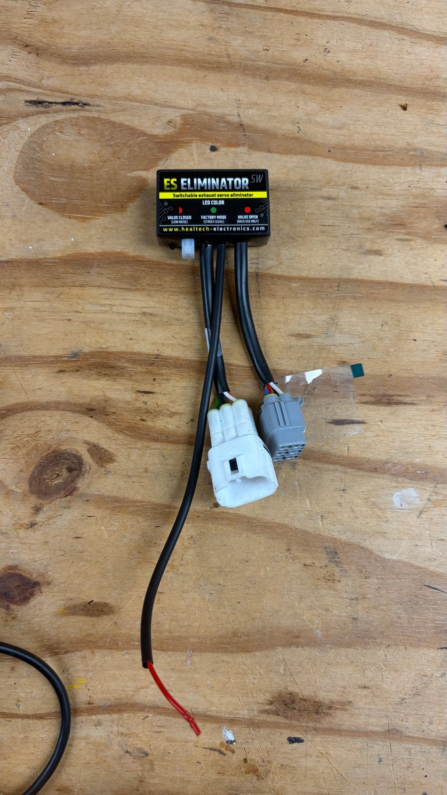 Healtech ESE-SW-S02 Uitlaatklep Module voor Suzuki, Motoren, Ophalen of Verzenden, Gebruikt