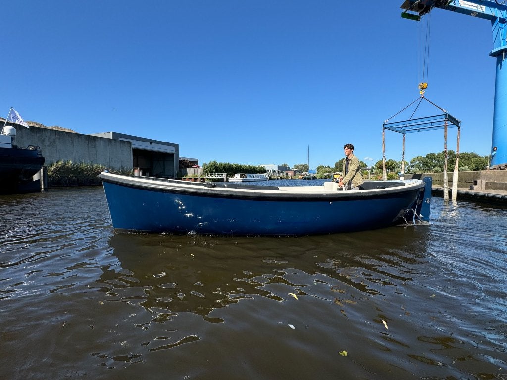 Escape 750 Lounge Diesel | Vaarklaar, Watersport en Boten, Ophalen, Binnenboordmotor, Boegschroef, 2 m