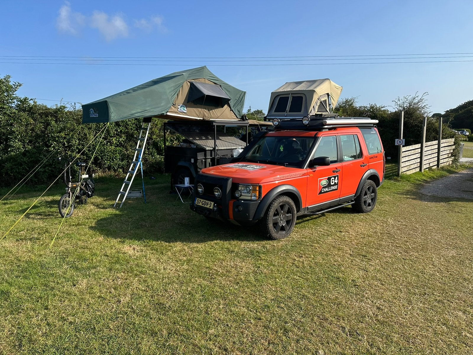 Uniek Reynolds Bougton Off Road trailer met daktent, Caravans en Kamperen, Vouwwagens, Overige merken, Tot en met 3, Ophalen of Verzenden