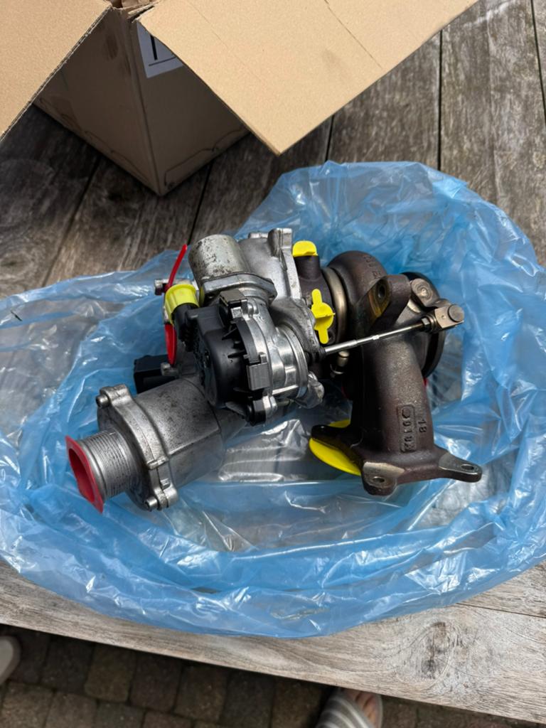 Turbo VW Golf 7.5 R 2017, Ophalen of Verzenden, Gebruikt, Volkswagen