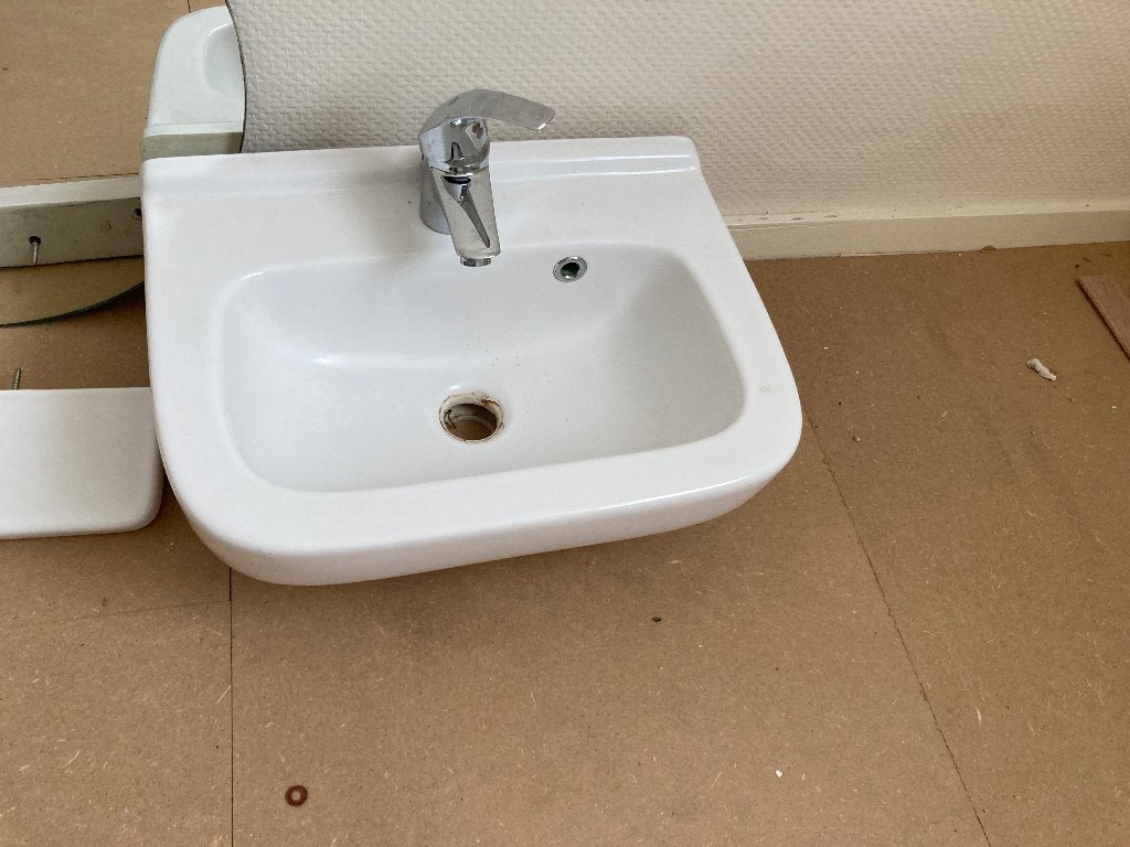 Sanitair, Ophalen, Gebruikt, Steen, Wastafel