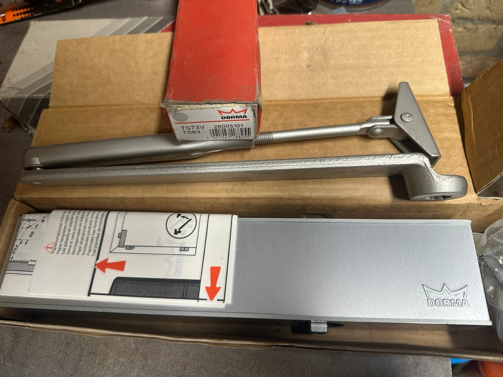 Dorma deurdranger TS73V met schaararm, Ophalen of Verzenden, Zo goed als nieuw
