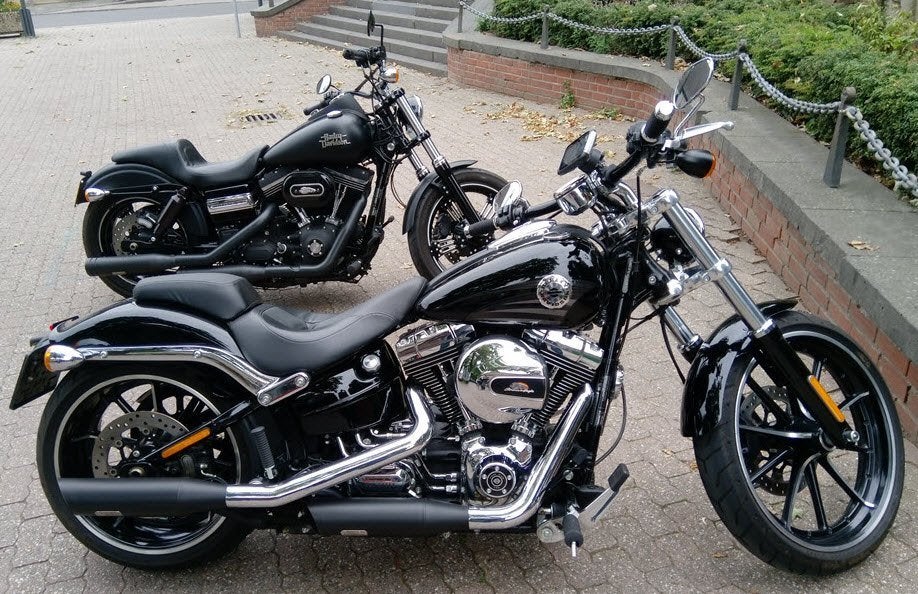 Harley - Softail Breakout 2016 (Jekill & Hyde) - 15800 km, 2 cilinders, 1690 cc, Chopper, Particulier
