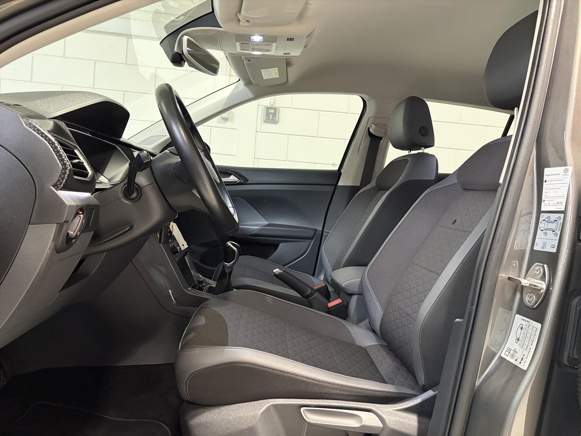 Volkswagen T-Cross 1.0 TSI 115pk Style R-line, ACC, Carplay,, Auto's, Gebruikt, Origineel Nederlands, Bedrijf, Handgeschakeld