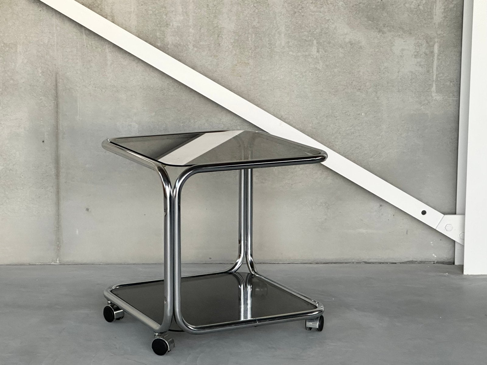 Vintage buisframe sidetable, Ophalen, 25 tot 50 cm, Rechthoekig, Glas