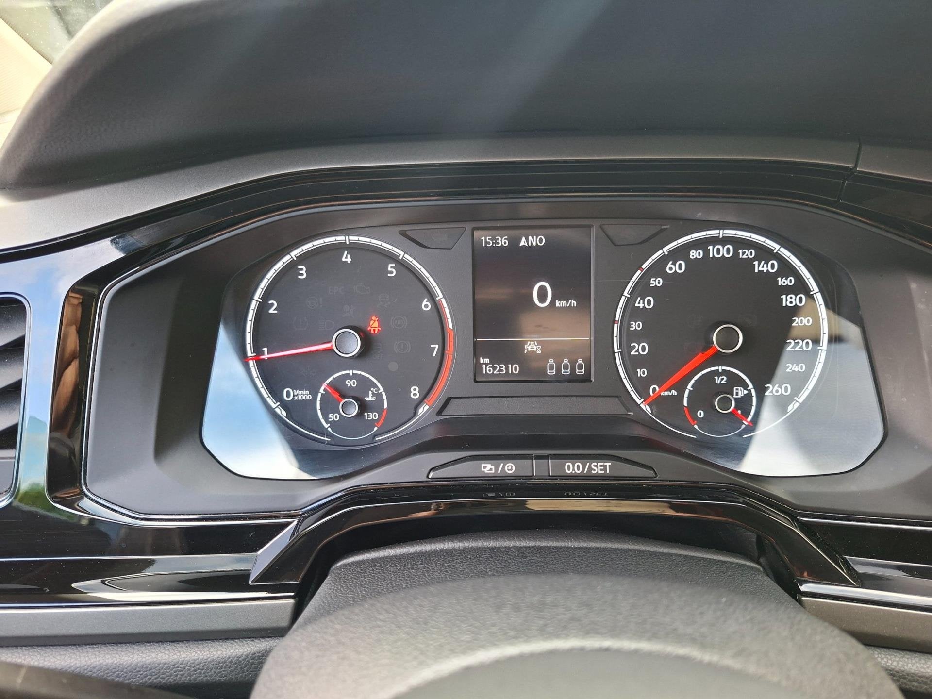 Foto 11 van Volkswagen Polo 1.0 TSI Apple car Ecc 95 PK Cruise PDC v+a