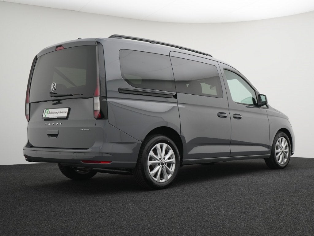 Volkswagen Caddy Maxi 1.5 TSI Hybride Life | 7-zits | ACC |, Auto's, Volkswagen, Stof, Zwart, 4 cilinders, Plug-in hybride