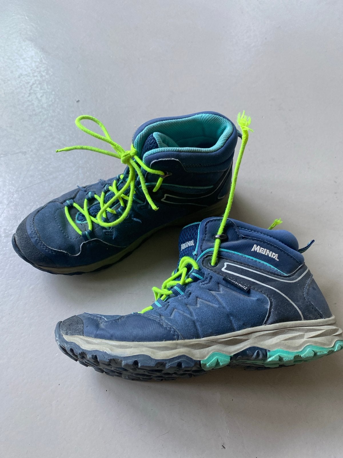 Meindl Bergschoenen Maat 35 - Blauw/Groen, Sport en Fitness, Bergsport en Wandelen, Ophalen, Gebruikt, Schoenen