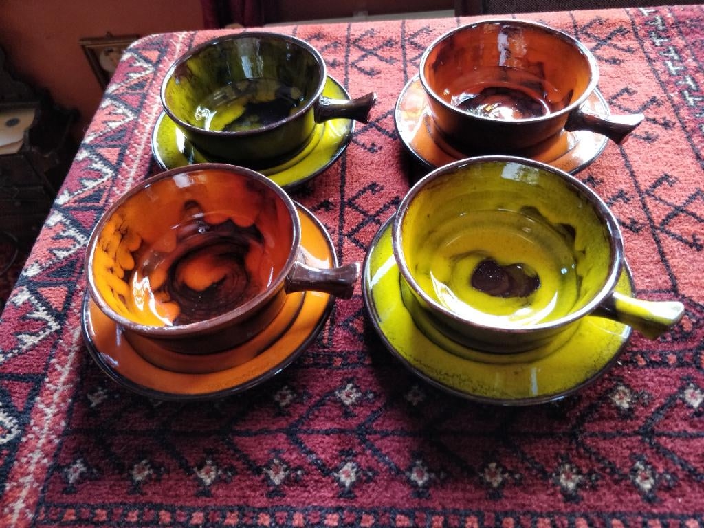 Vintage soepkommen, Huis en Inrichting, Keuken | Servies, Ophalen, Gebruikt, Overige stijlen, Kop(pen) en/of Schotel(s)