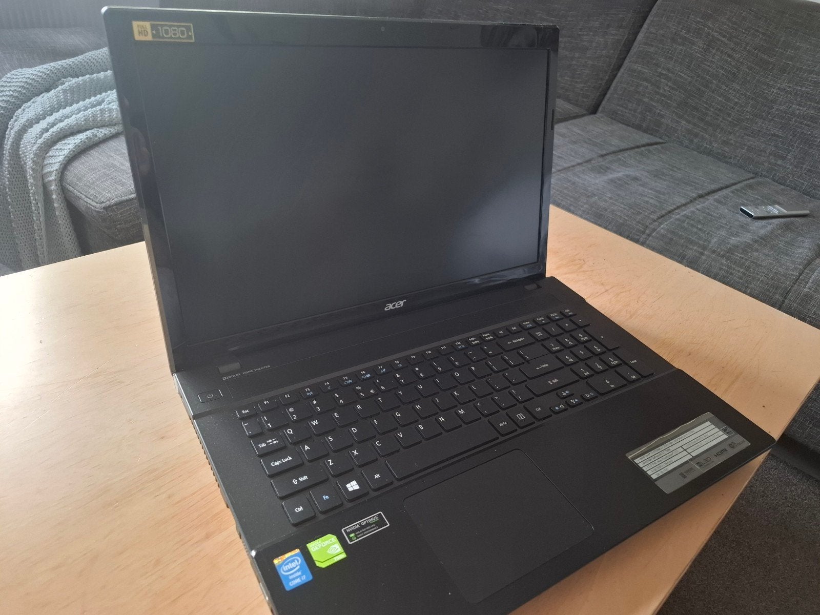 Laptop met laptoptas, Ophalen of Verzenden, 17 inch of meer, Zo goed als nieuw
