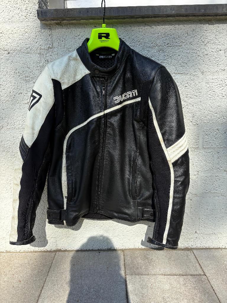 Ducati 77 retro jas leer (by Dainese, mt 52, origineel!), Motoren, Kleding | Motorkleding, Heren, Jas | leer, Ophalen of Verzenden