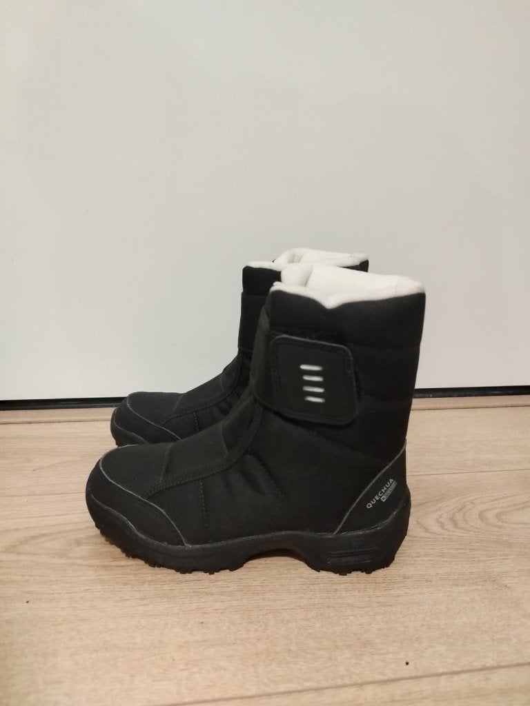 Snowboots in maat 34 Zwart, Quechua, Jongen of Meisje, Ophalen of Verzenden, Laarzen