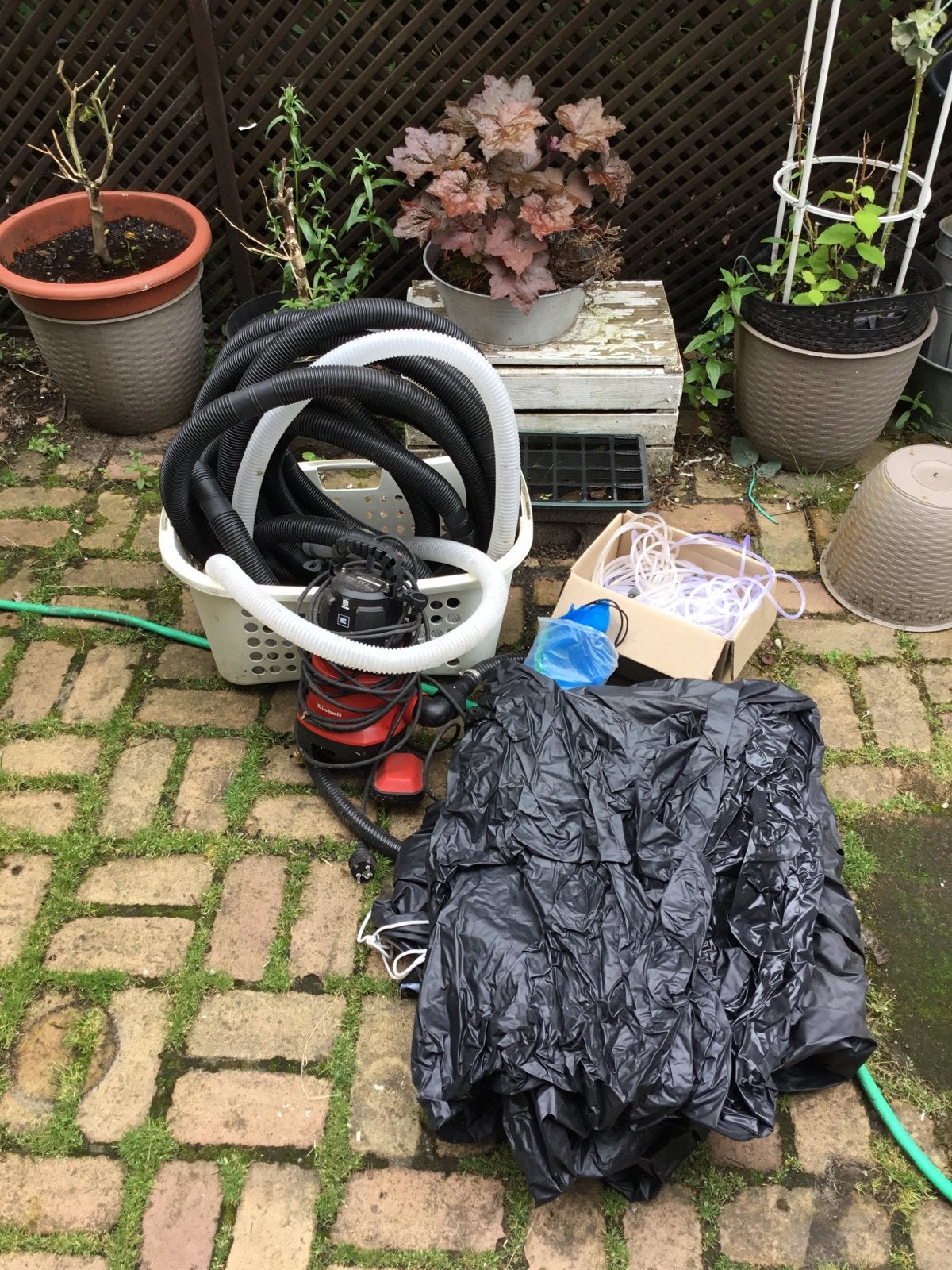 Waterpomp met slang, dekkleed en 8m afvoerslang, Ophalen of Verzenden, Gebruikt, Dompelpomp