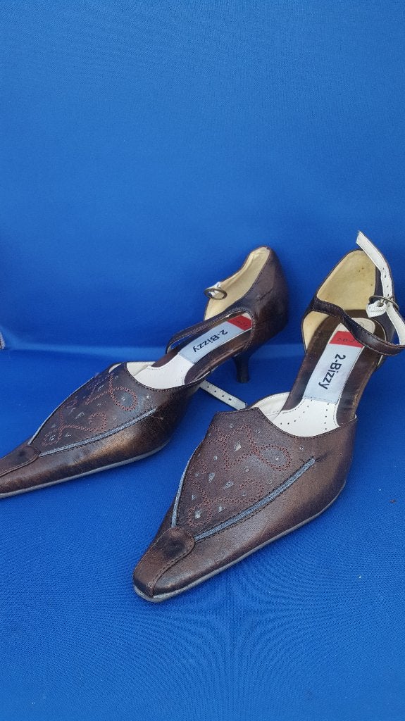 Pumps met lage hak, bruin leatherlook, 2-Bizzy, maat 38. 1A6, Tweedehands verkoop, Tweedehands verkoop, Bruin, Ophalen of Verzenden