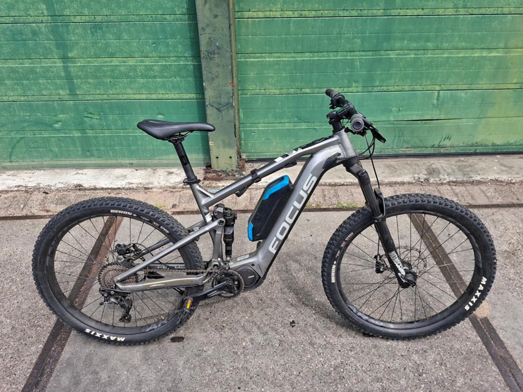 Focus E-MTB full suspension met 4118 km op de teller, Overige merken, Gebruikt, Info@focus-bikes.com, Industriestraße 16, 49685 Emstek, Duitsland
