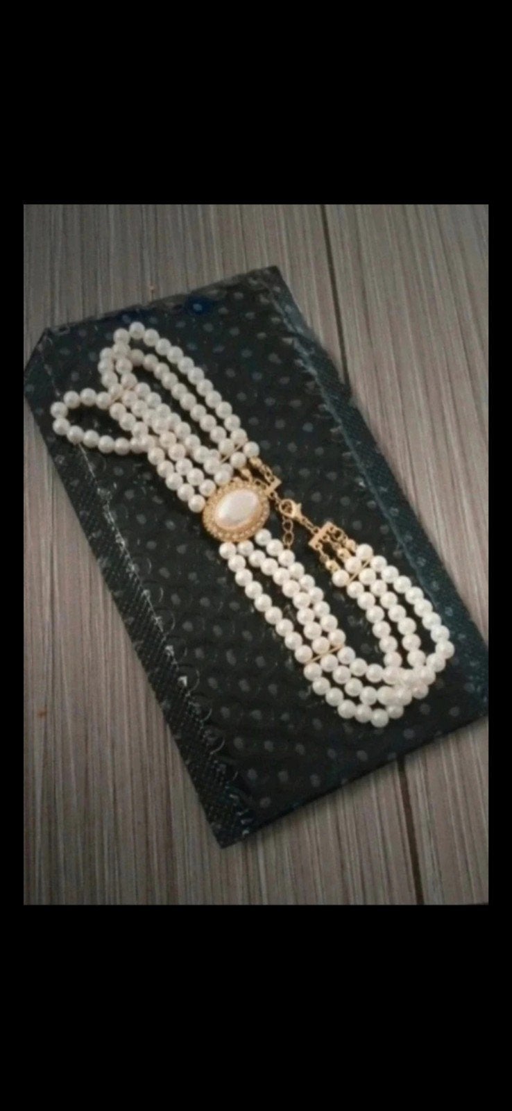 Nieuw parelketting met gouden accenten, Ophalen, Nieuw, Wit, Overige materialen
