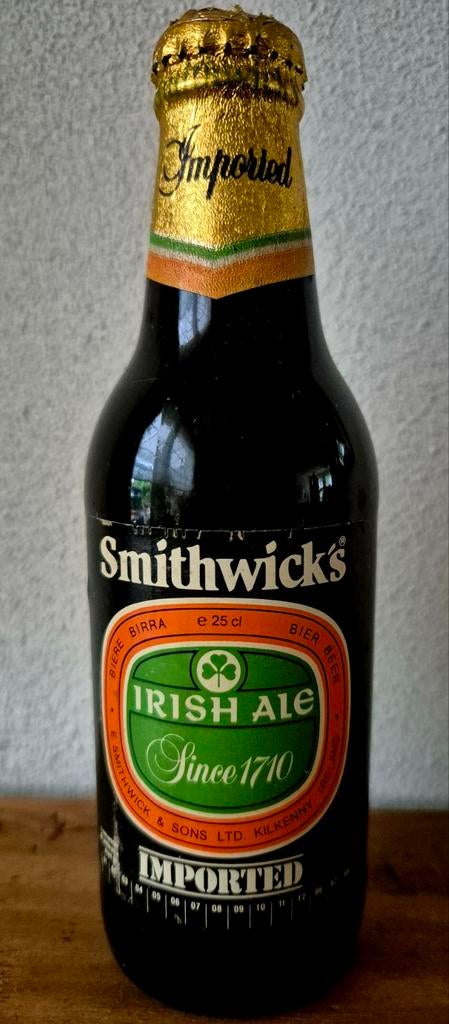Smithwick's IRISH ALE Imported 1986 fles bier Kilkenny, Ophalen of Verzenden, Zo goed als nieuw, Flesje(s), Overige merken