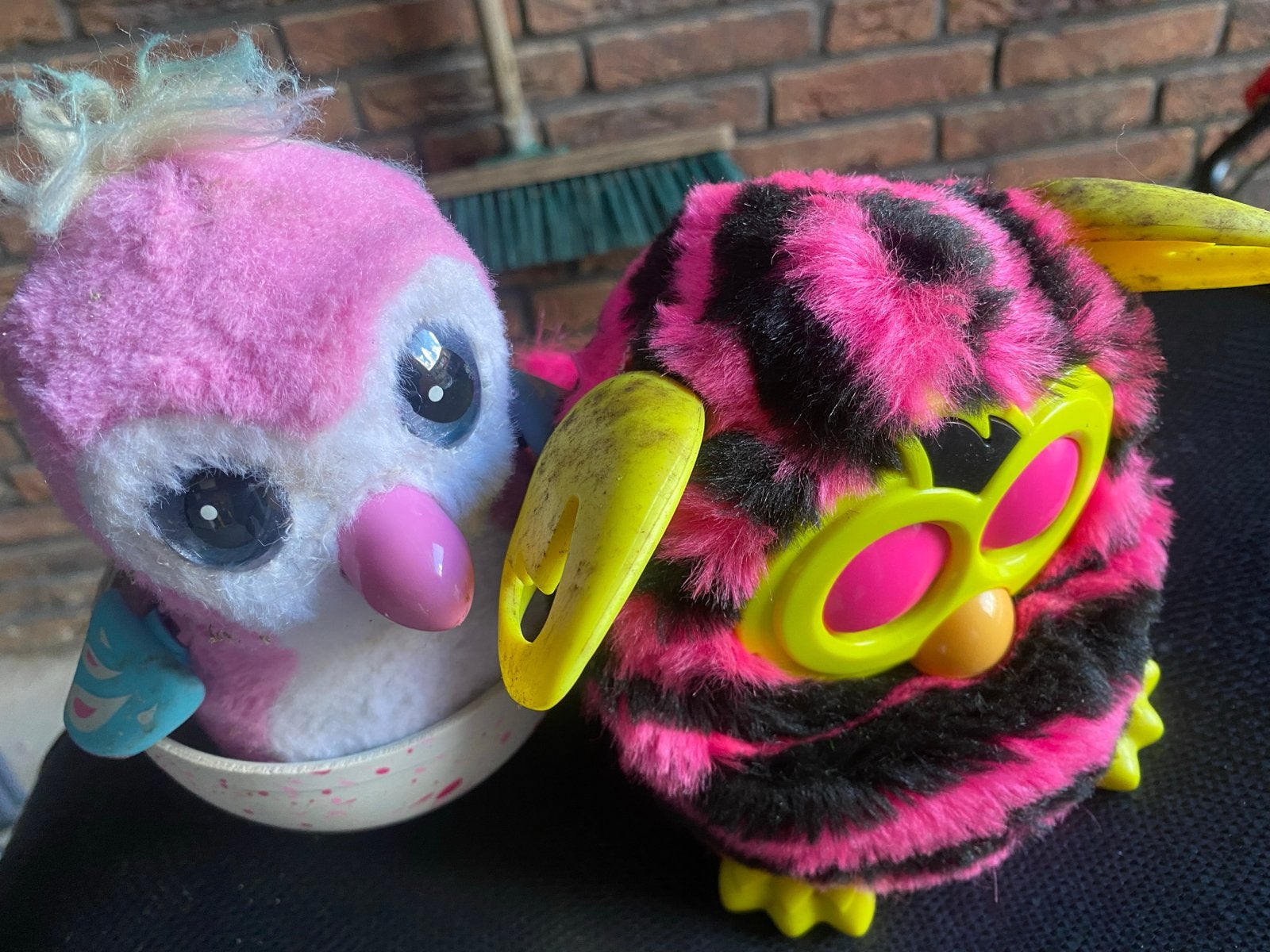 Furby en Hatchimal knuffels - Roze en Zwart/Roze, Ophalen of Verzenden, Gebruikt, Jongen of Meisje