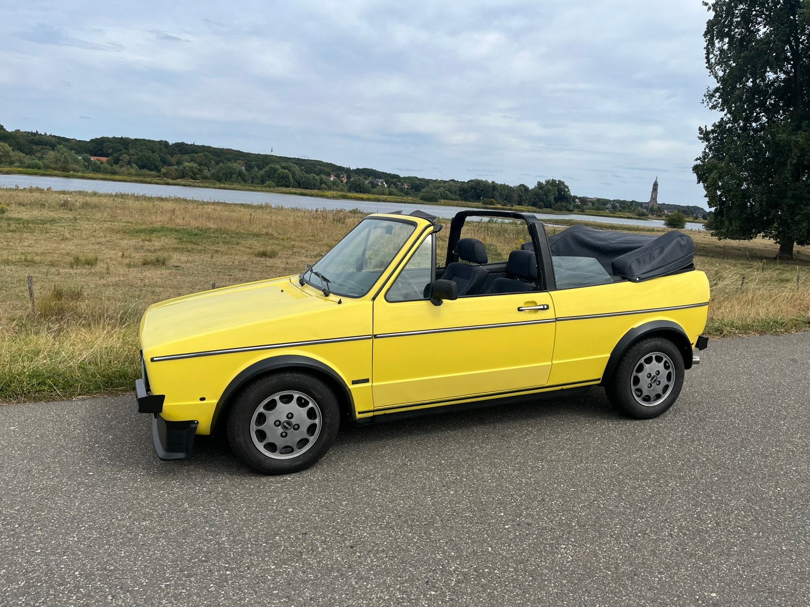 VW Golf mk1 cabrio, foto 4