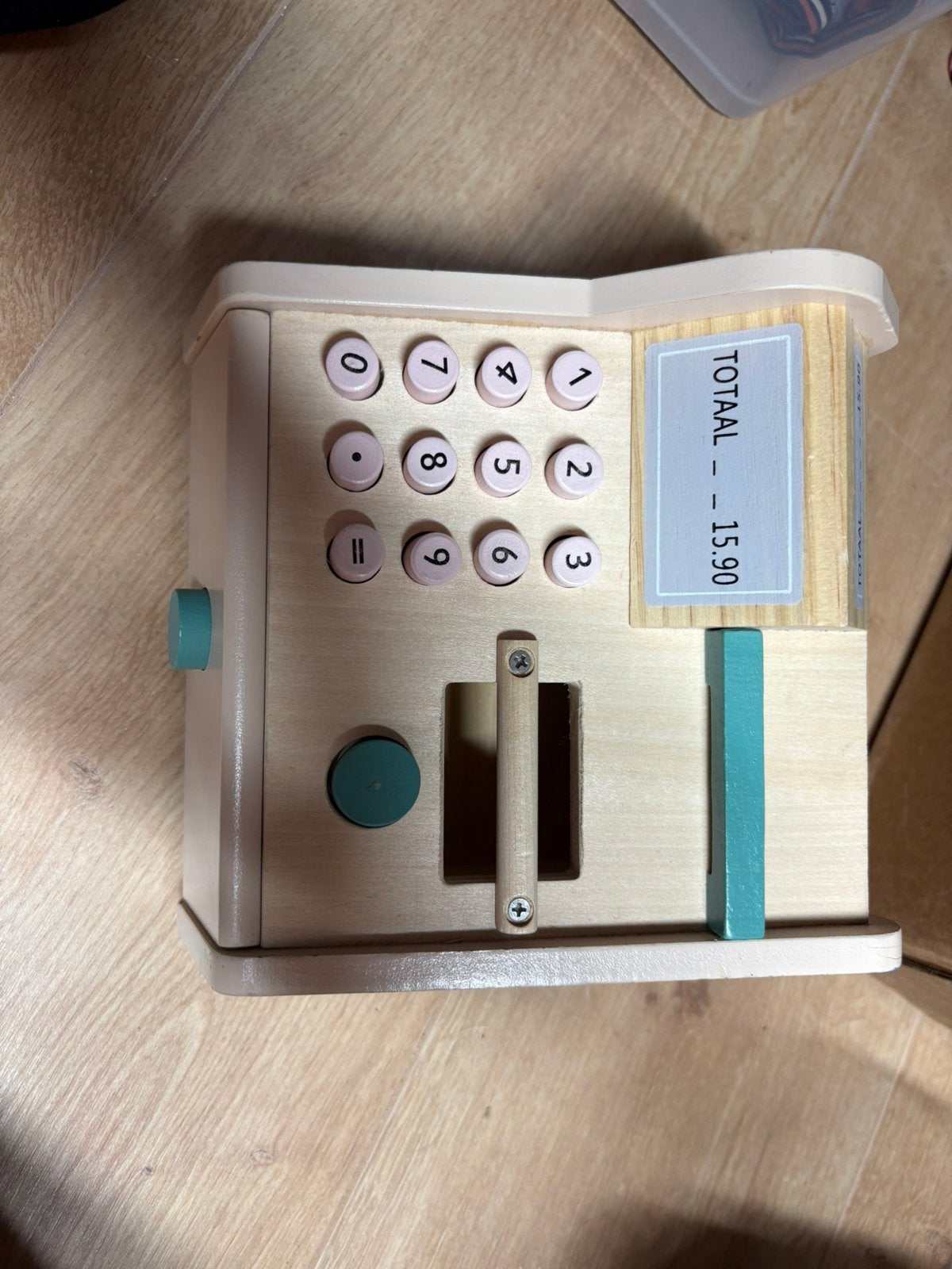 Houten speelgoedkassa, Ophalen, Gebruikt