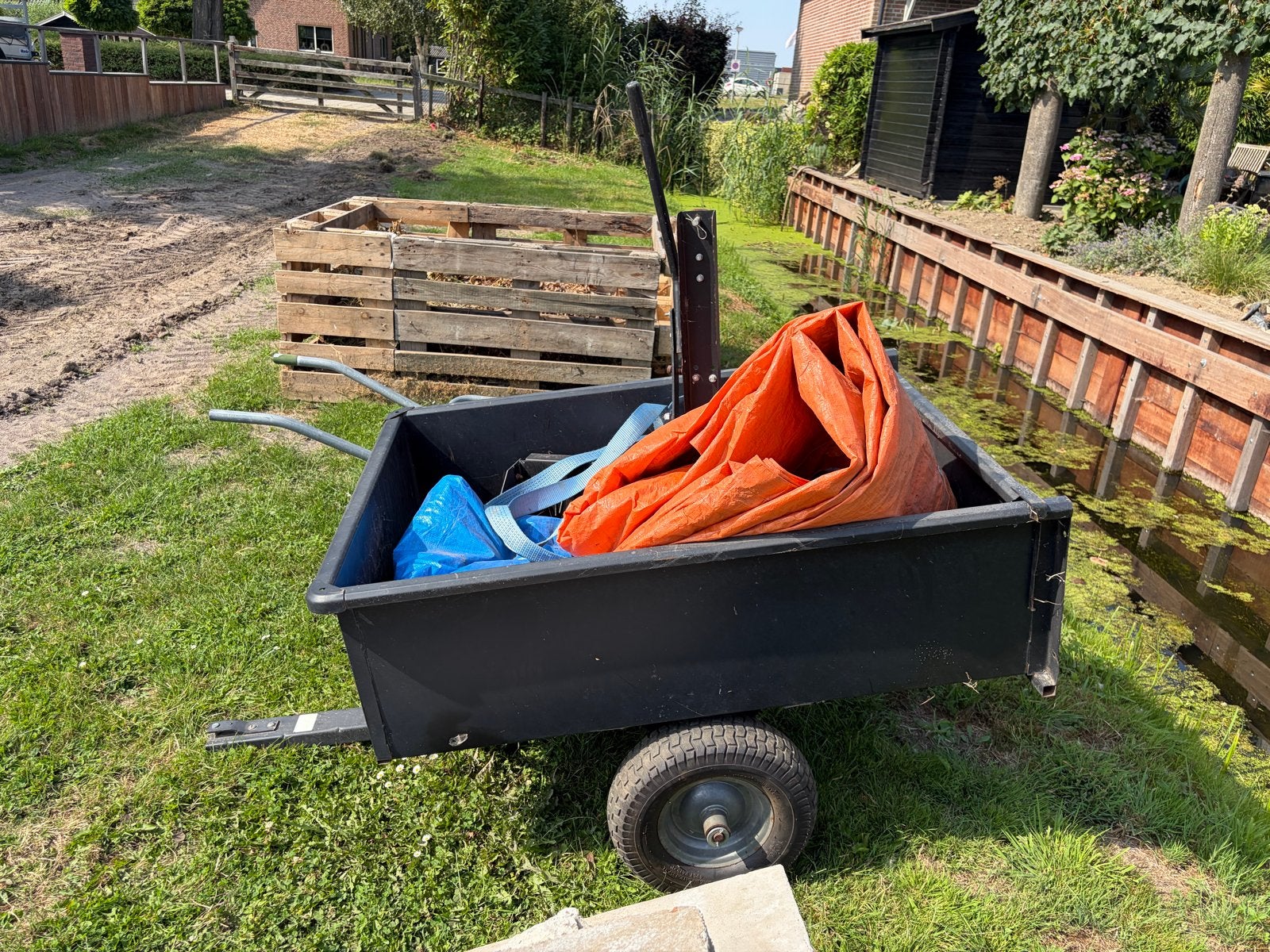 Stevige aanhangwagen voor zitmaaier, Ophalen, Gebruikt
