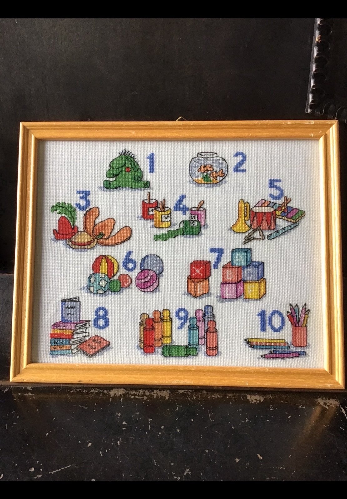 Borduurwerk 27,5 x 22,5 kinderkamer leren tellen, 1 tot tien, Ophalen of Verzenden, Zo goed als nieuw, Wanddecoratie