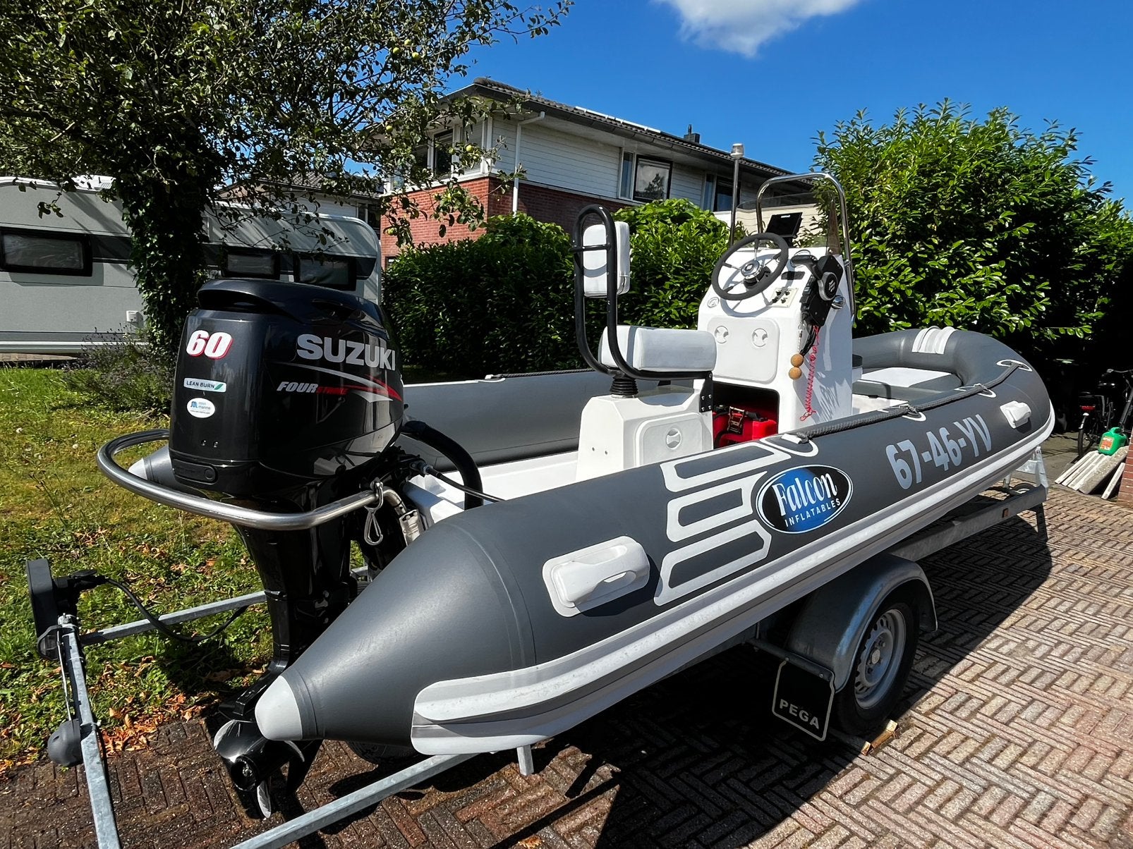 2016 FALCON 450 RIB SUZUKI 60PK  75UUR NIEUWE TRAILER, 60 pk, Kussens, Zo goed als nieuw, Ophalen