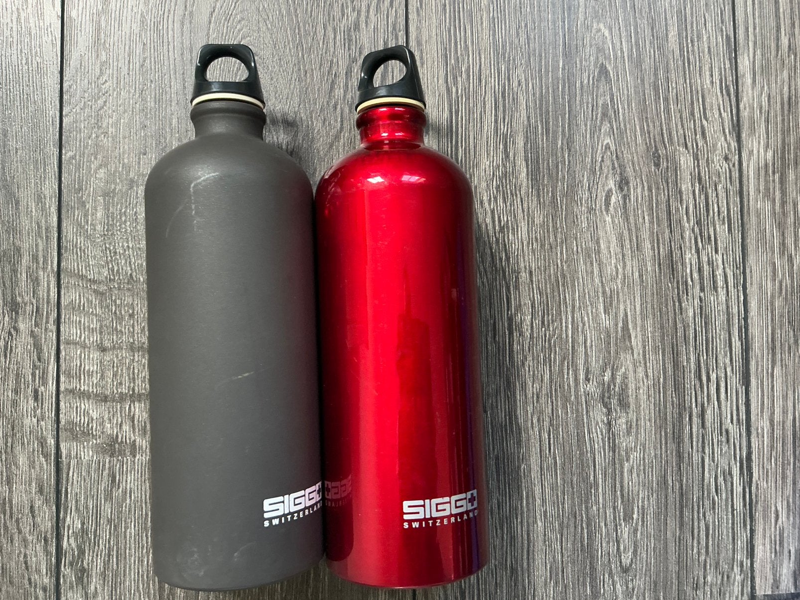 Sigg bottels, travel, 2 stuks, aluminium, 1 liter, z.g.a.n, Ophalen, Zo goed als nieuw