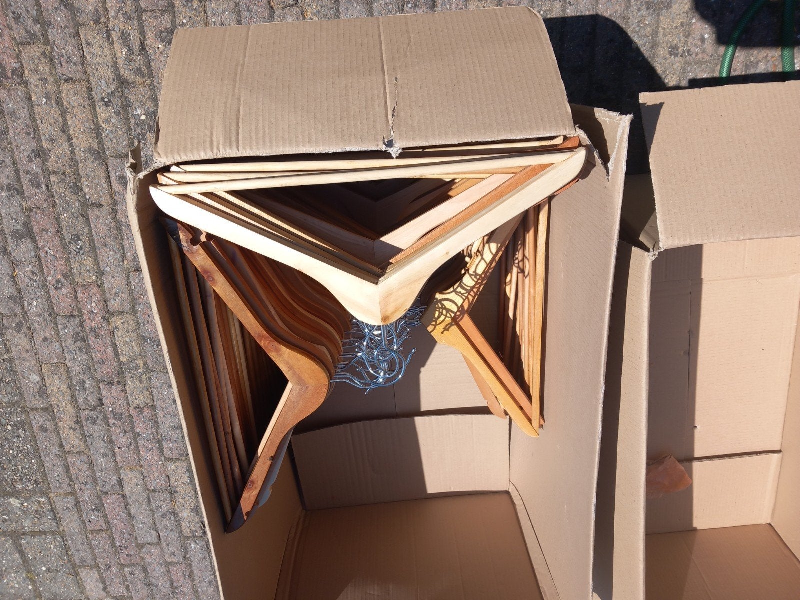 Partij kledinghangers: 80 hout, 90 diverse plastic, Ophalen of Verzenden