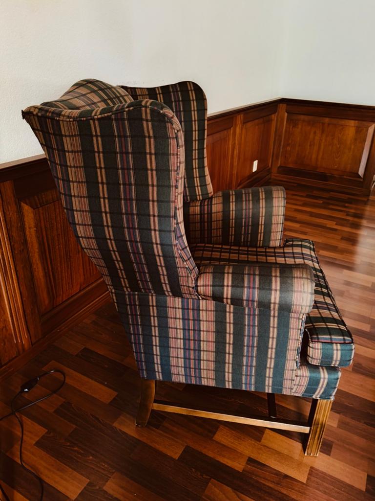 Klassieke geruite fauteuil - Comfortabele oorfauteuil, Huis en Inrichting, Fauteuils, Ophalen, Gebruikt, 75 tot 100 cm, Stof