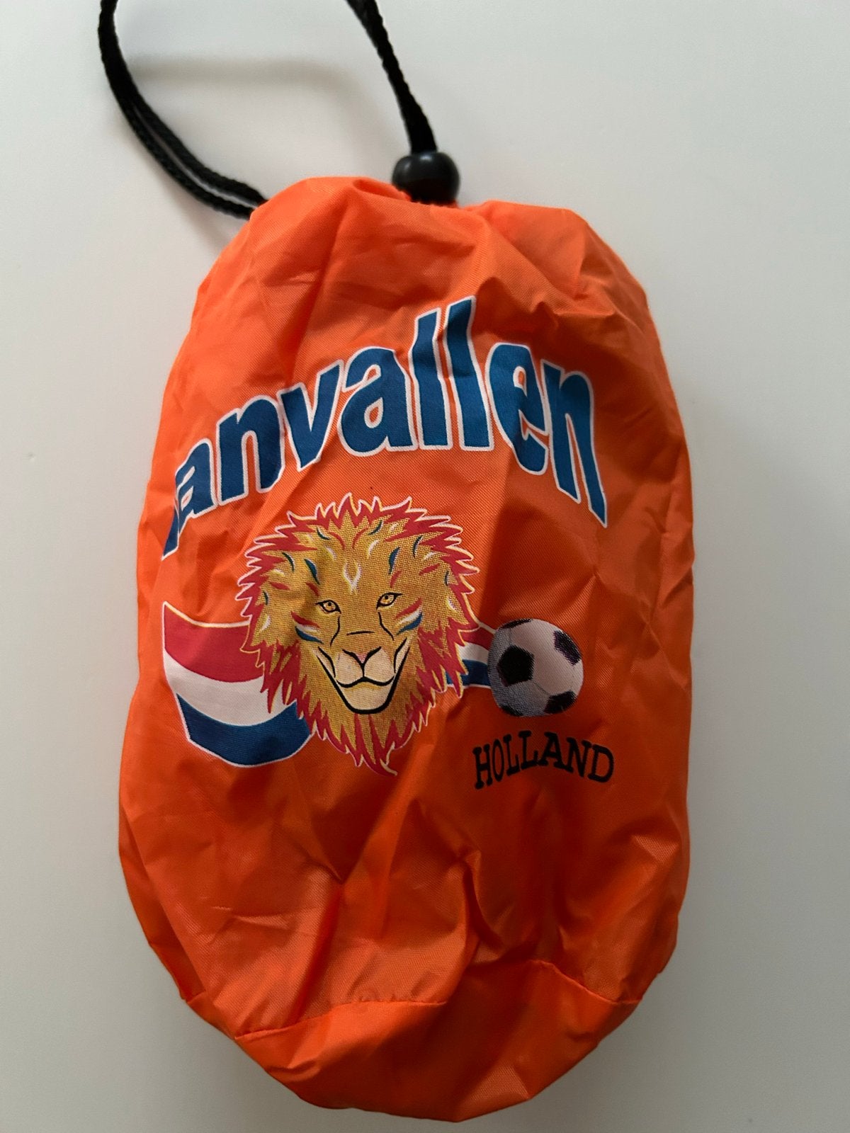 Oranje zakje Leeuw Aanvallen Nederlands elftal WK Voetbal, Verzamelen, Sportartikelen en Voetbal, Ophalen of Verzenden, Zo goed als nieuw