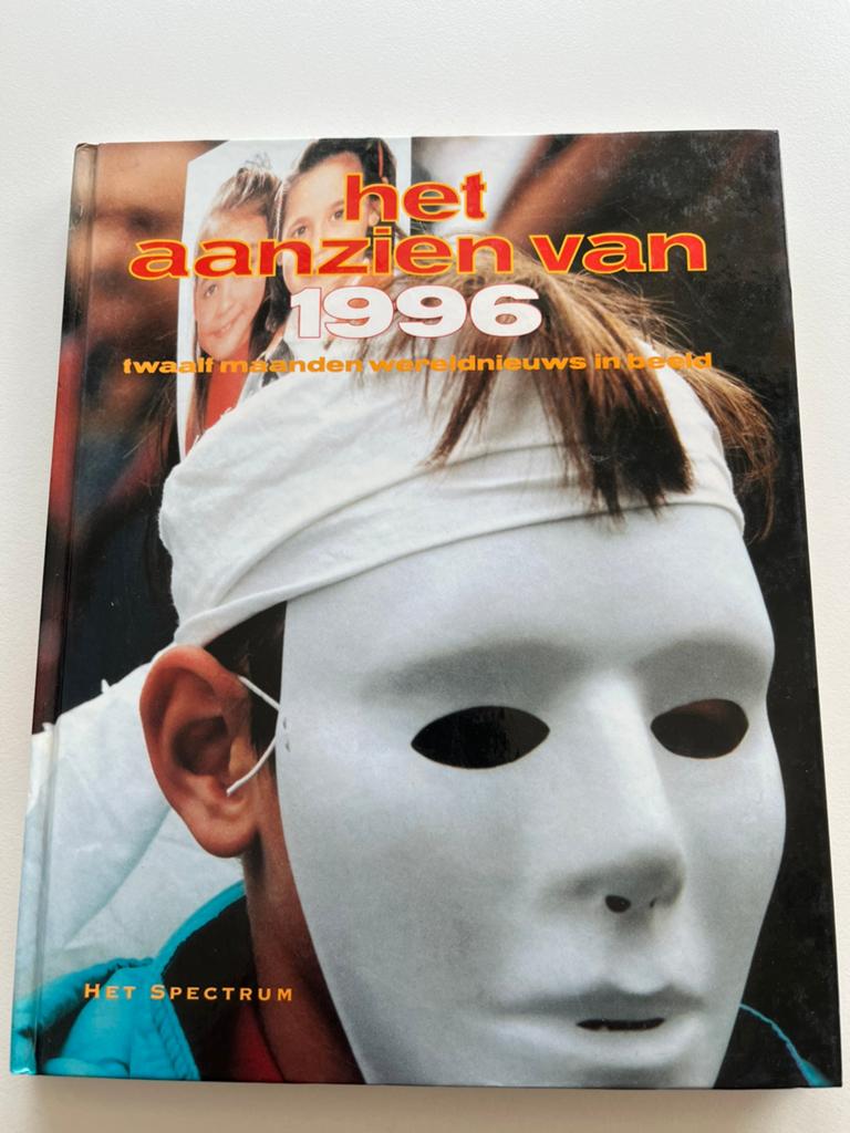 Het aanzien van 1996, Ophalen of Verzenden, Zo goed als nieuw, Algemeen