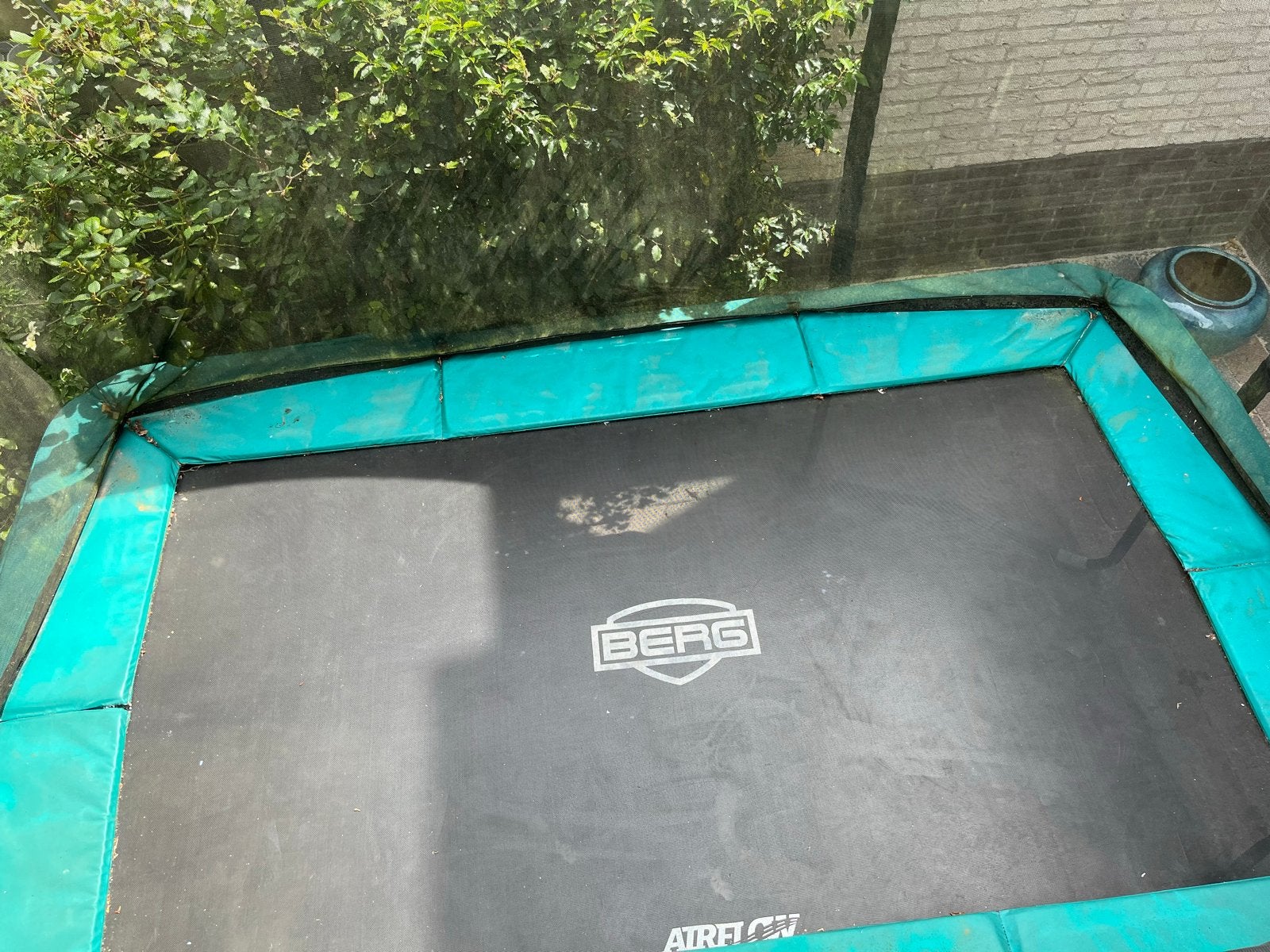 BERG Trampoline met veiligheidsnet en trapje, Ophalen, Gebruikt