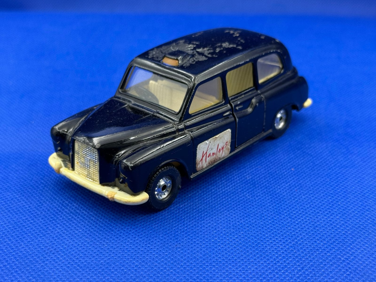 Corgi Austin London taxi, Hobby en Vrije tijd, Modelauto's | 1:43, Ophalen of Verzenden, Zo goed als nieuw, Auto, Corgi