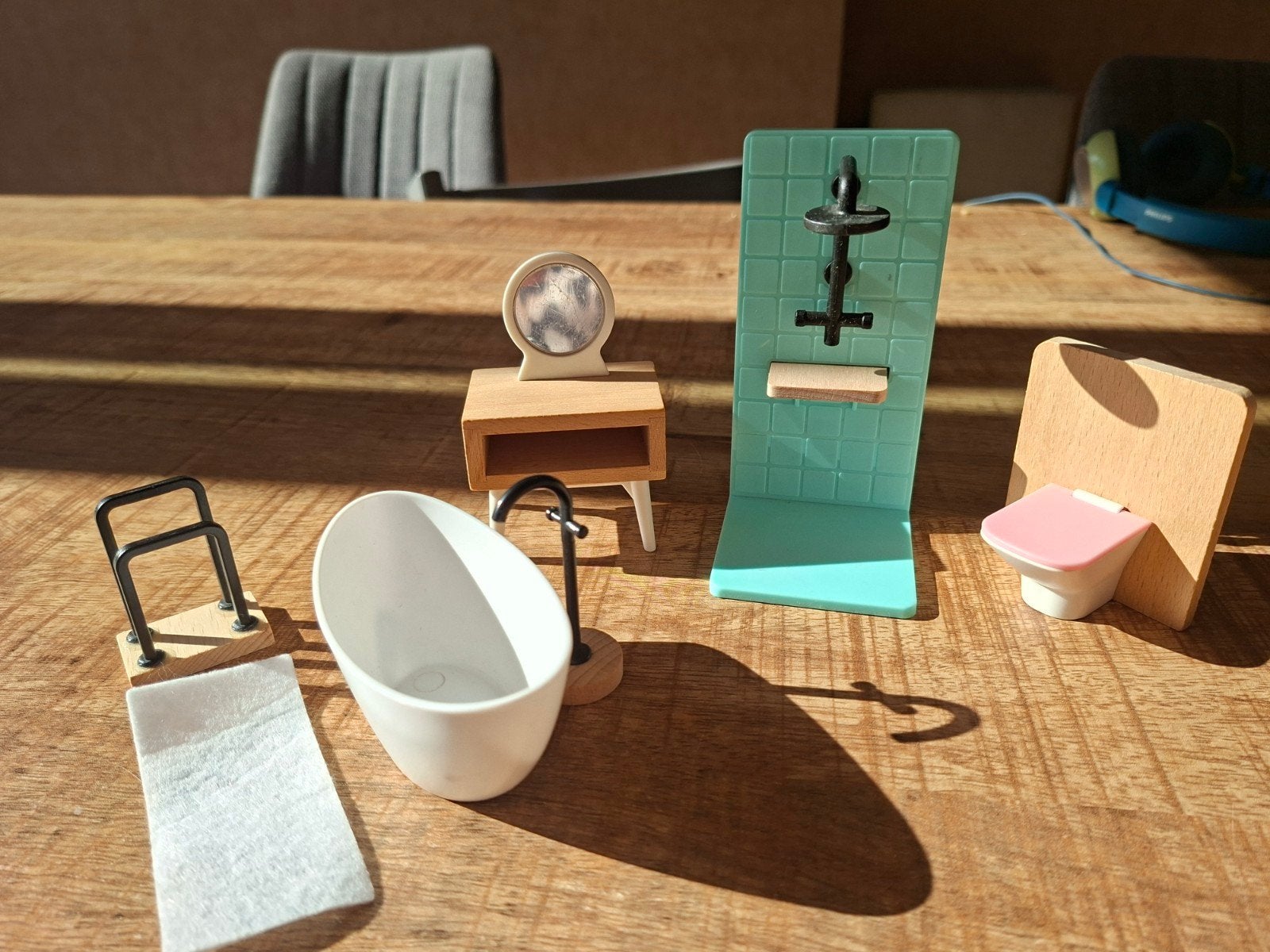 Poppenhuis badkamerset - complete set, Kinderen en Baby's, Ophalen of Verzenden, Zo goed als nieuw, Jongen of Meisje