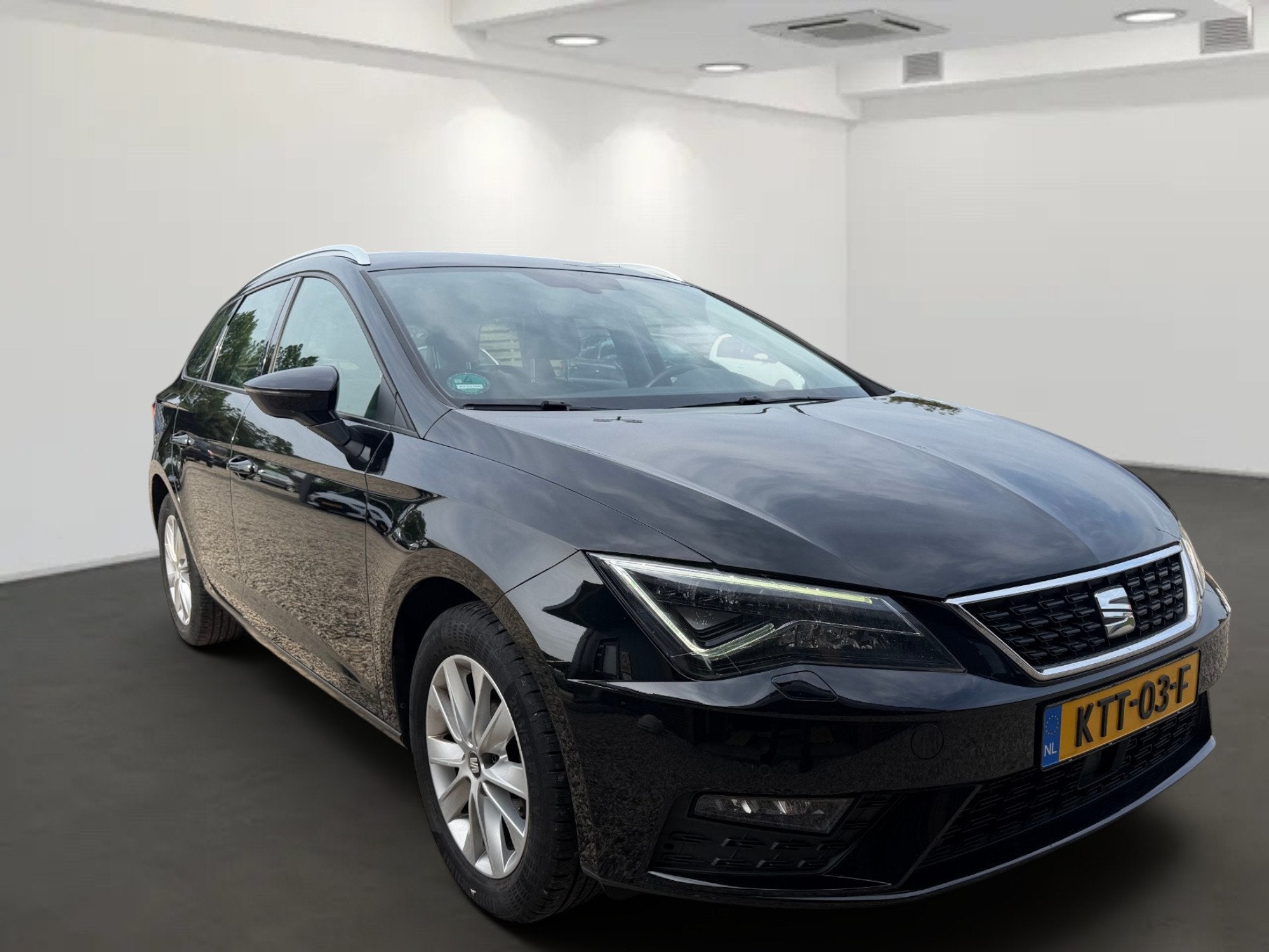 SEAT Leon ST 1.0 EcoTSI Style, Auto's, Stof, Gebruikt, Euro 6, Leon