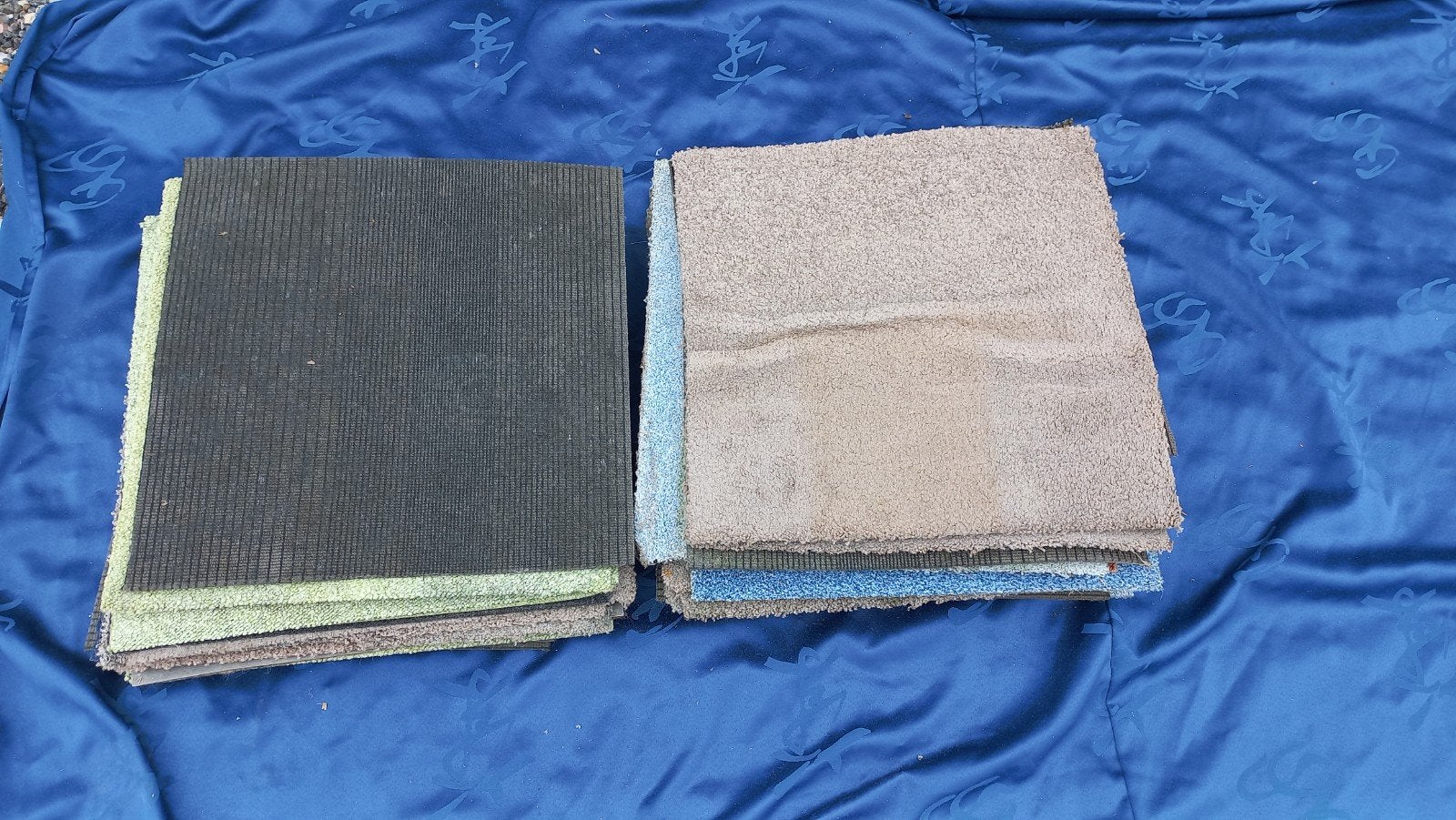Tapijttegels in diverse kleuren zwembad ondergrond, Ophalen, Minder dan 50 cm, Vierkant, Minder dan 50 cm