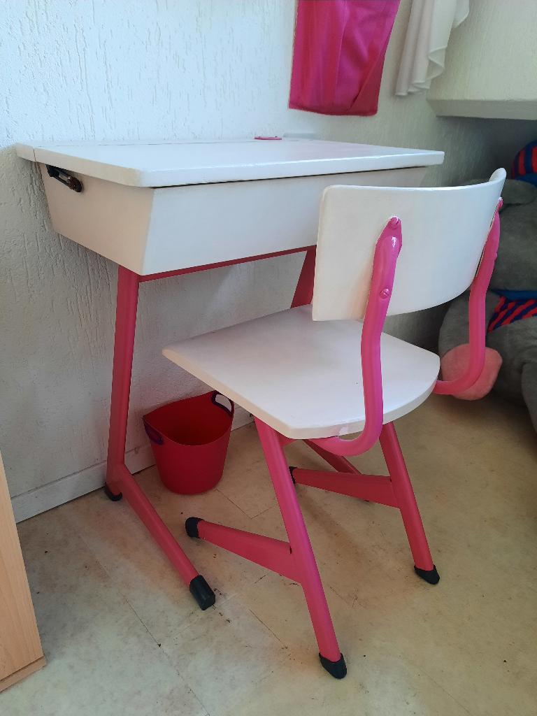 vintage schoolbankje met stoel en boekenplank, Ophalen, Zo goed als nieuw, Tafel(s) en Stoel(en)