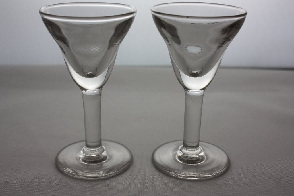 2 oude Franse glaasjes, Ophalen of Verzenden