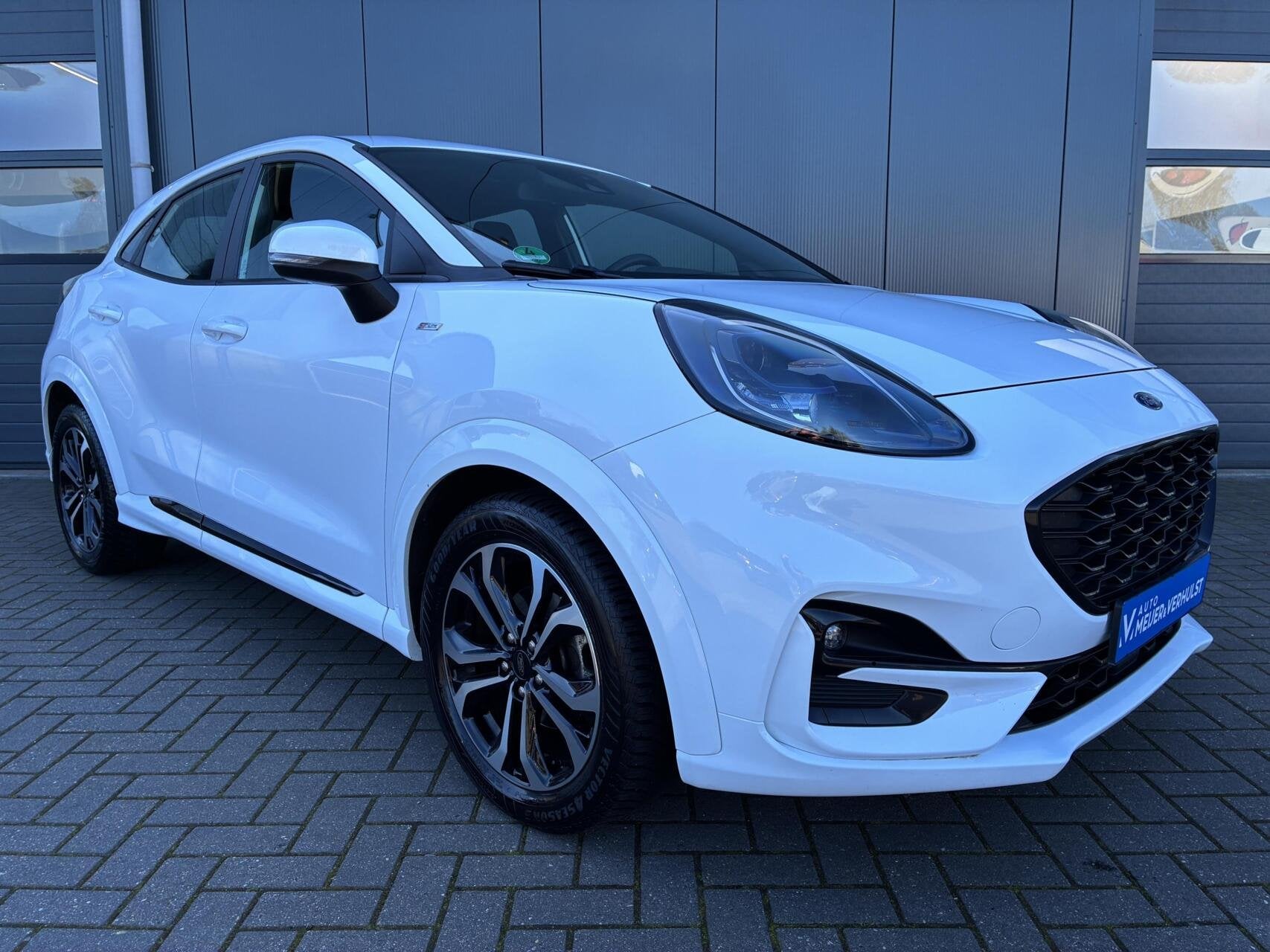 Ford Puma 1.0 EcoBoost Hybrid 125 PK ST-line | LED | WINTER, Auto's, Voorwielaandrijving, Zwart, Wit, Bedrijf
