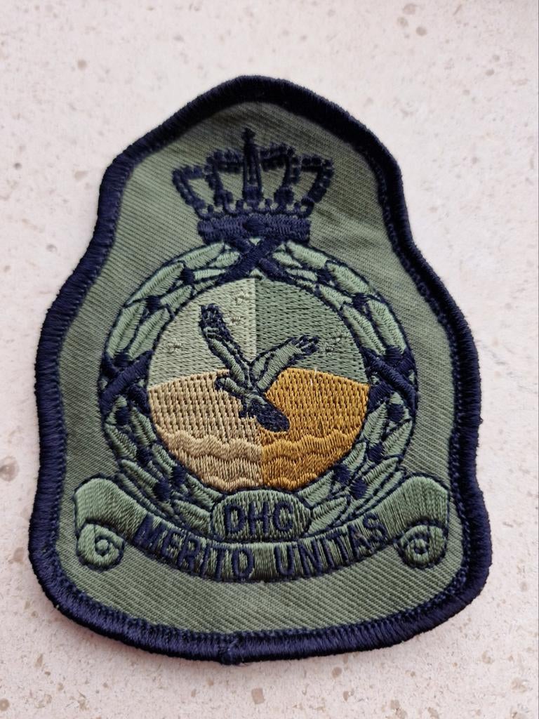 Mouwembleem Defensie Helictopter Commando (DHC), Verzamelen, Militaria | Algemeen, Ophalen, Landmacht, Nederland, Embleem of Badge