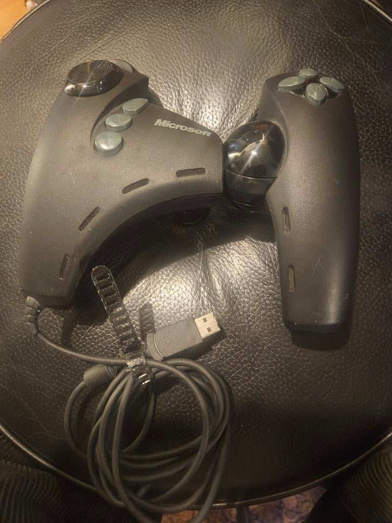 Microsoft SideWinder Dual Strike Controller, Spelcomputers en Games, Spelcomputers | Overige Accessoires, Gebruikt, Overige typen