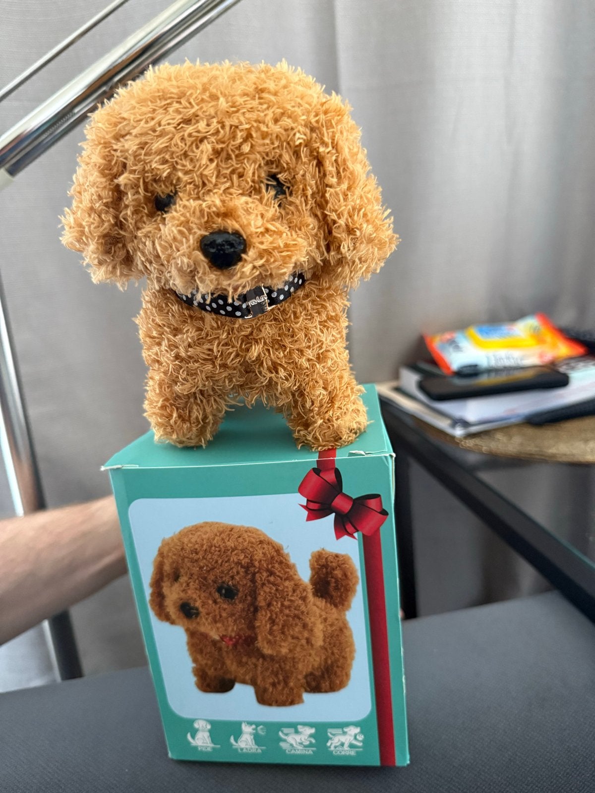 Interactieve knuffelhond - Poodle - Loopt, blaft, Ophalen of Verzenden, Zo goed als nieuw, Jongen of Meisje