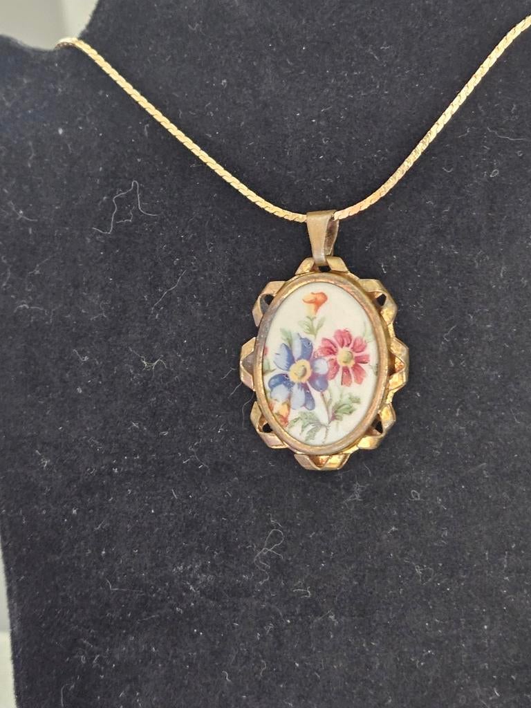 Prachtige Limoges Porselein Pastaud Kettinghanger, Sieraden, Tassen en Uiterlijk, Kettinghangers, Gebruikt, Overige materialen
