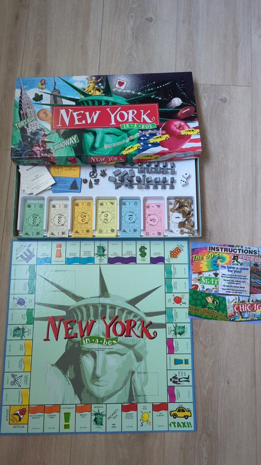 Monopoly New York in a Box - Bordspel, Drie of vier spelers, Ophalen of Verzenden, Gebruikt