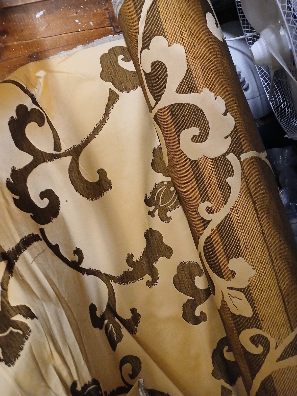 Meubelstof met Barok Patroon - Beige/Bruin, Hobby en Vrije tijd, Stoffen en Lappen, Overige materialen, 120 cm of meer, Beige